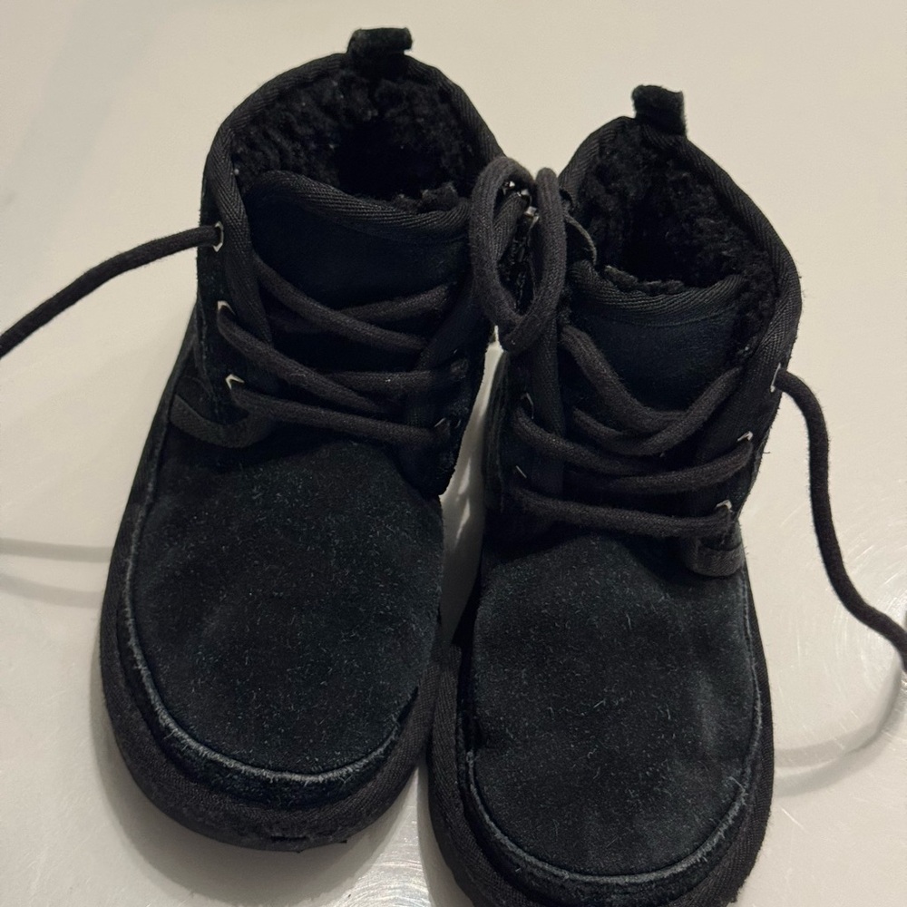 Black toddler UGG boots